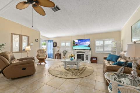3342 Columbrina Circle, Port St. Lucie FL - photo 6 of 31