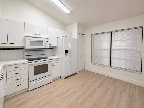 9815 Watermill Circle #F, Boynton Beach FL - photo 6 of 20