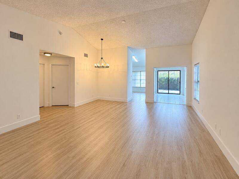 2 bedroom Villa at 9815 Watermill Circle #F, Briarridge 1, Boynton Beach — photo 3