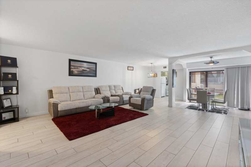 3 bedroom Condominium at 9592 SW 1st Court #13-F, Patios Of Oakwood Condo, Coral Springs — photo 1