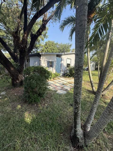 6761 NW 44th Avenue, Coconut Creek FL - photo 8 of 22