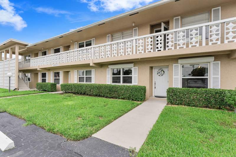 2 bedroom Condominium at 1160 Mahogany Way #103, Pines Of Delray Condo, Delray Beach — photo 2