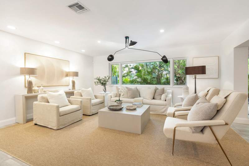 3 bedroom Single Family Residence at 246 Elwa Place, Elwa Place, West Palm Beach — photo 3