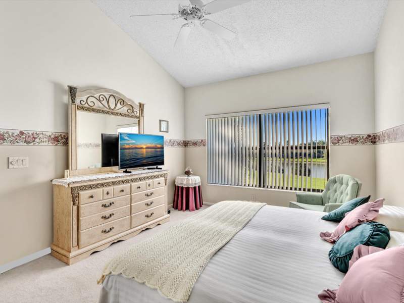 2 bedroom Condominium at 8049 Aberdeen Drive #201, Aberdeen/ Stratford Condo, Boynton Beach — photo 4