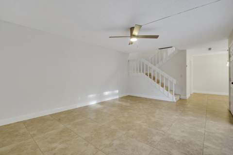 825 Center Street #5A, Jupiter FL - photo 8 of 46