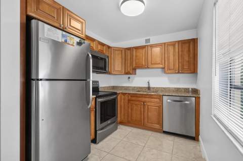 318 Normandy G #318, Delray Beach FL - photo 10 of 55