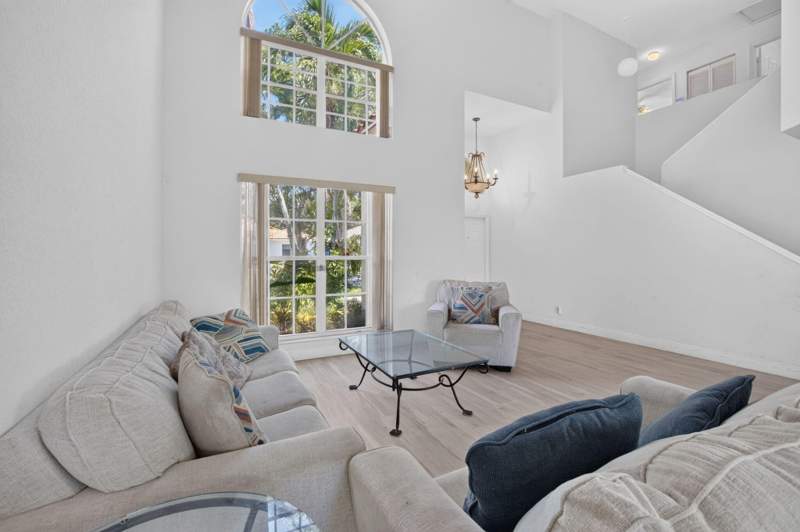 4 bedroom Single Family Residence at 4060 Sea Grape Circle, Sabal Lakes, Delray Beach — photo 4