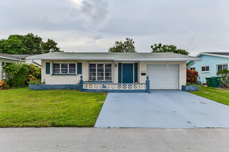 2 bedroom Single Family Residence at 5717 NW 65th Way, Mainlands Of Tamarac Lakes, Tamarac — photo 1