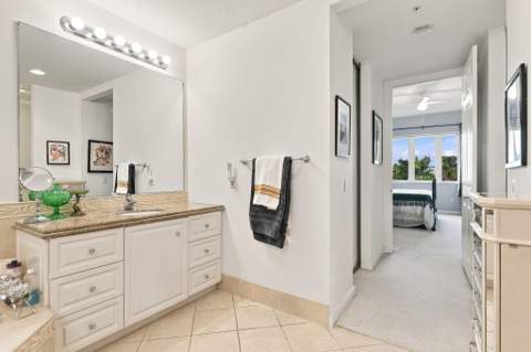 36 Harbour Isle Drive #303, Fort Pierce FL - photo 17 of 39