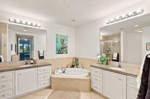 36 Harbour Isle Drive #303, Fort Pierce FL - photo 18 of 39