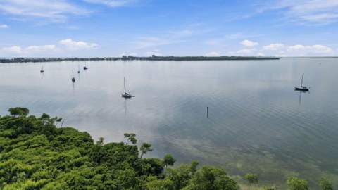 36 Harbour Isle Drive #303, Fort Pierce FL - photo 24 of 39