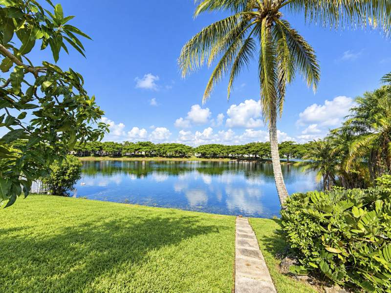 4 bedroom Single Family Residence at 492 NW 162nd Avenue, Westfork I Plat, Pembroke Pines — photo 5