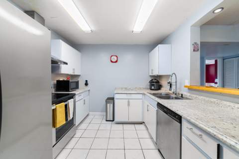 8847 Cleary Boulevard, Plantation FL - photo 8 of 33