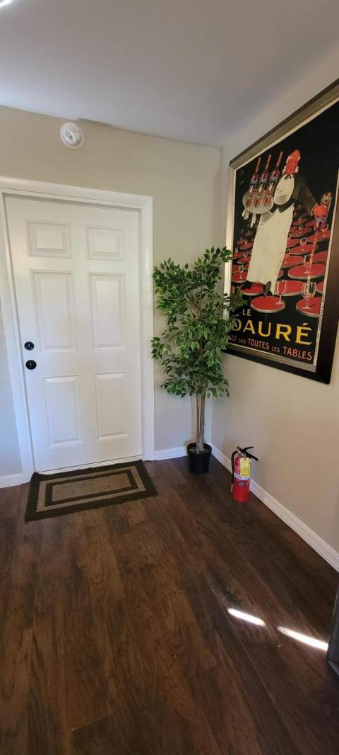 1000 NE 17th Court, Fort Lauderdale FL - photo 21 of 42
