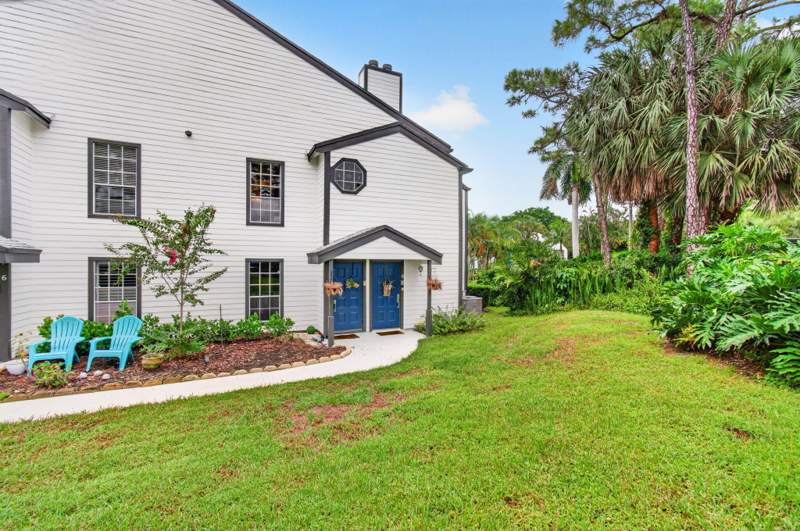 2 bedroom Townhouse at 5064 Heatherhill Lane #2208, Heatherwood Condo, Boca Raton — photo 5