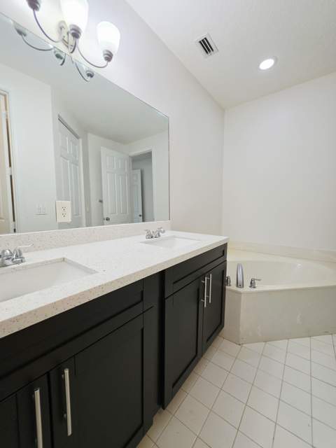 6282 S Military Trail #701, Lake Worth FL - photo 11 of 27