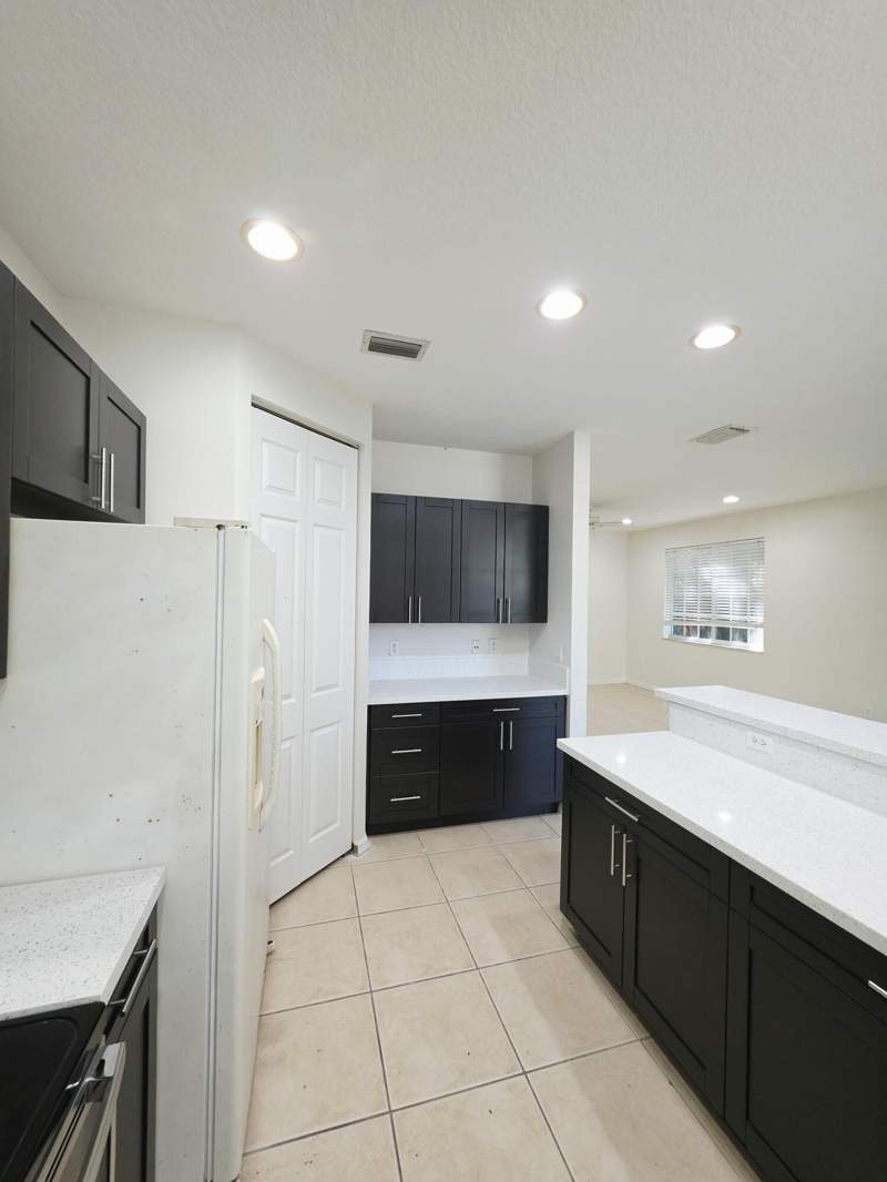 3 bedroom Condominium at 6282 S Military Trail #701, Pine Key Reserve Condo, Lake Worth — photo 4
