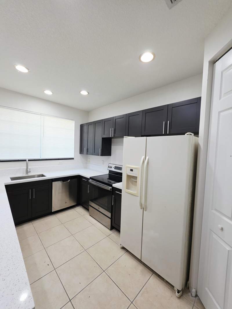 3 bedroom Condominium at 6282 S Military Trail #701, Pine Key Reserve Condo, Lake Worth — photo 5