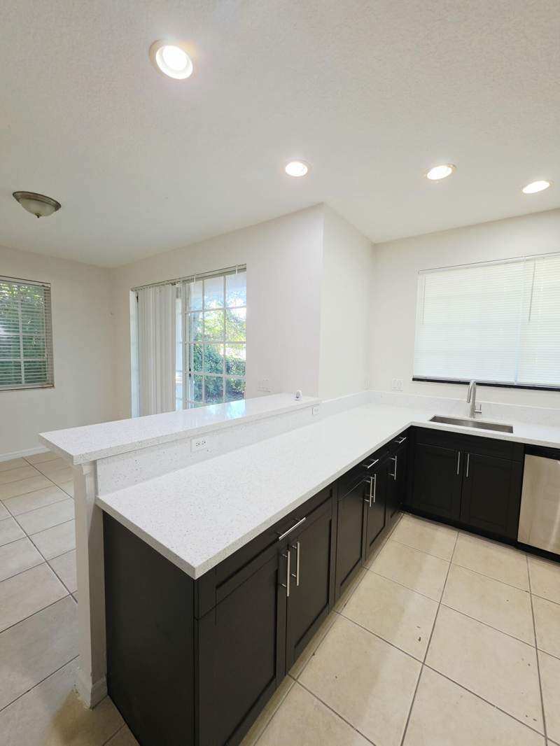 3 bedroom Condominium at 6282 S Military Trail #701, Pine Key Reserve Condo, Lake Worth — photo 3