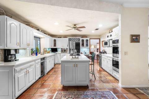 9 Alnwick Road, Palm Beach Gardens FL - photo 19 of 66