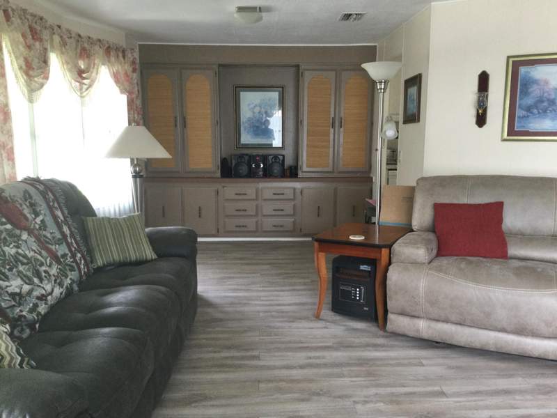 2 bedroom Mobile Home at 3 SE Jasmine Lane, Spanish Lakes Leasehold Estates, Port St. Lucie — photo 4