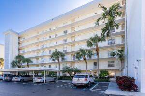 1 Harbourside Drive #1204, Delray Beach FL - photo 7 of 37