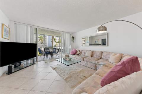 1 Harbourside Drive #1204, Delray Beach FL - photo 18 of 37