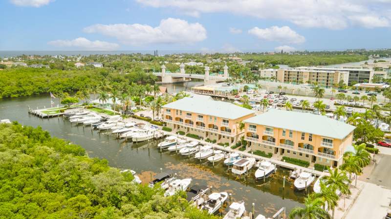 2 bedroom Townhouse at 643 Casa Loma Boulevard, Marina Village At Boynton Beach Marina, Boynton Beach — photo 2