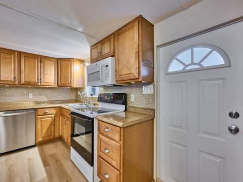 7965 SE Wren Avenue, Hobe Sound FL - photo 7 of 50