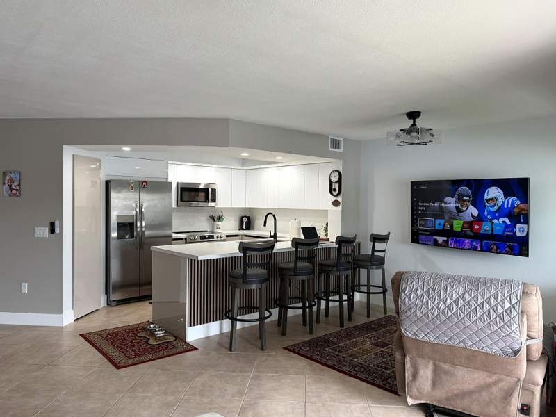 1 bedroom Condominium at 13705 SW 12th Street #311B, Suffolk At Century Village, Pembroke Pines — photo 3