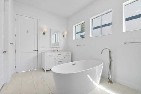 12289 Waterstone Circle, Palm Beach Gardens FL - photo 18 of 35