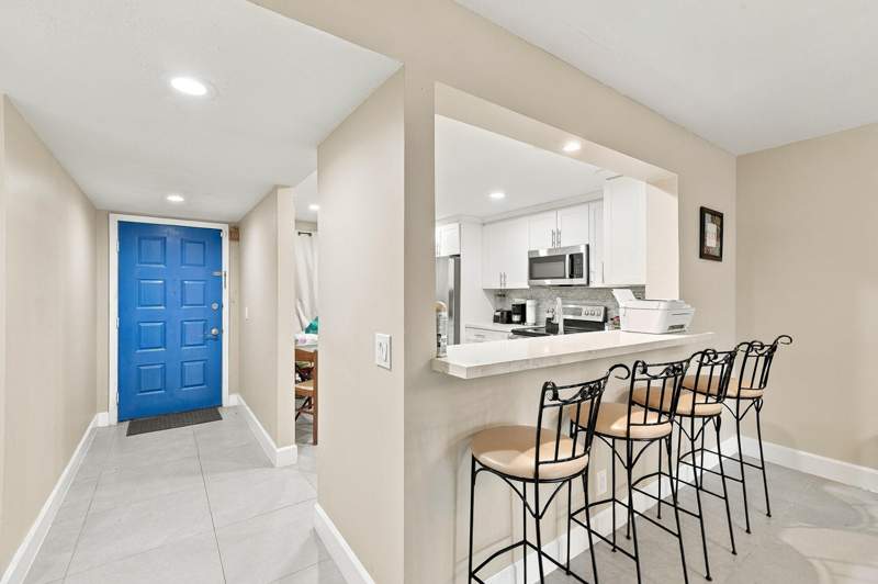 2 bedroom Condominium at 12750 SW 4th Court #208J, Buckingham At Century Village, Pembroke Pines — photo 4