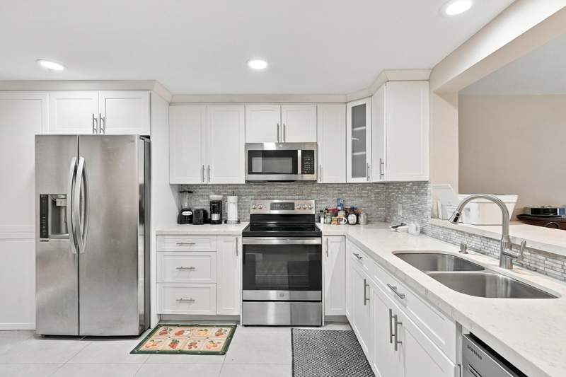 2 bedroom Condominium at 12750 SW 4th Court #208J, Buckingham At Century Village, Pembroke Pines — photo 5