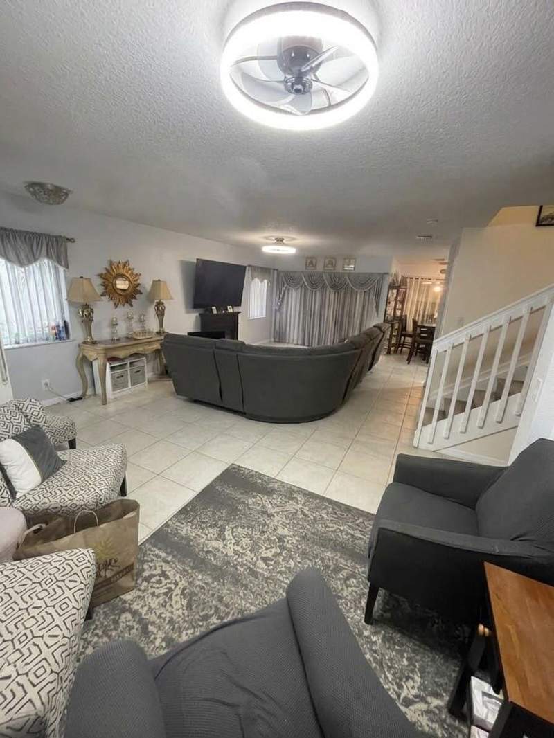 4 bedroom Townhouse at 7108 Hawks Nest Terrace, North County Pud 2, Riviera Beach — photo 3