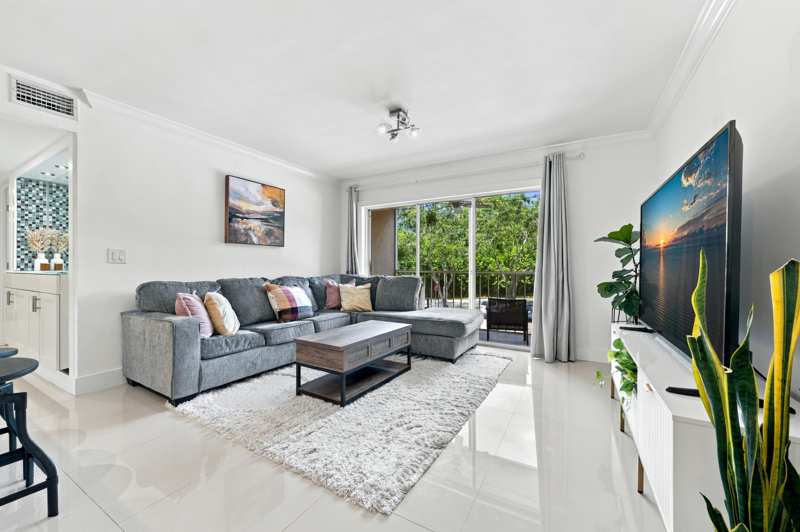 2 bedroom Condominium at 13771 Oneida Drive #D2, Pine Ridge At Delray Beach Condo, Delray Beach — photo 1