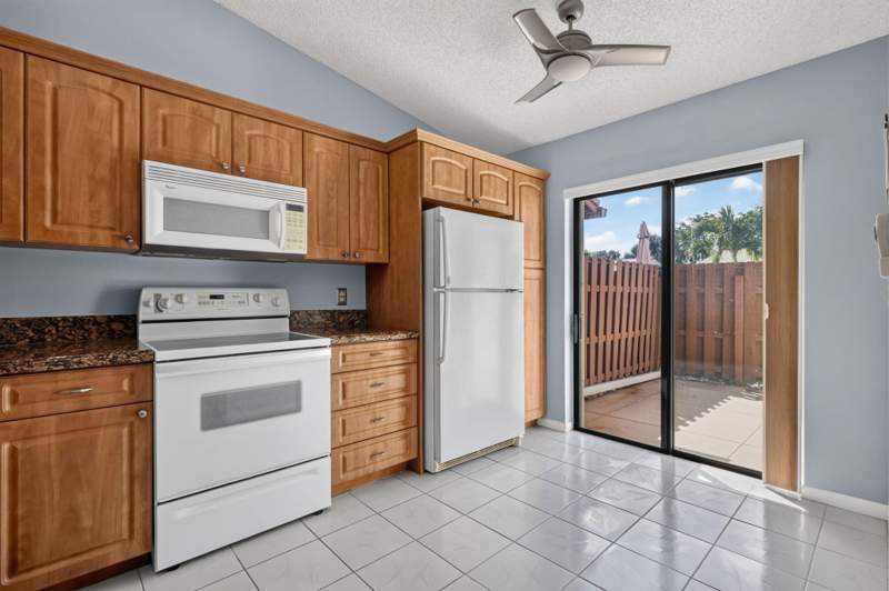2 bedroom Villa at 3787 Coco Loba Lane, Oakwood II, Boynton Beach — photo 5