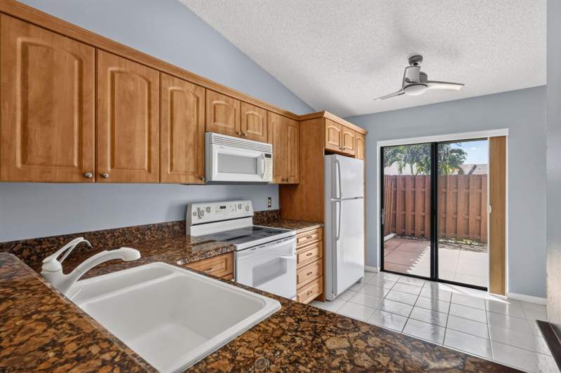 2 bedroom Villa at 3787 Coco Loba Lane, Oakwood II, Boynton Beach — photo 2