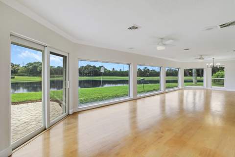 442 French Royale Circle, Atlantis FL - photo 18 of 49