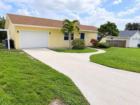 7389 SE Flamingo Way, Hobe Sound FL - photo 6 of 58