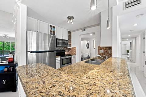 13771 Oneida Drive #D2, Delray Beach FL - photo 9 of 28