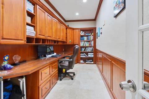 16686 Golfview Drive, Weston FL - photo 23 of 81