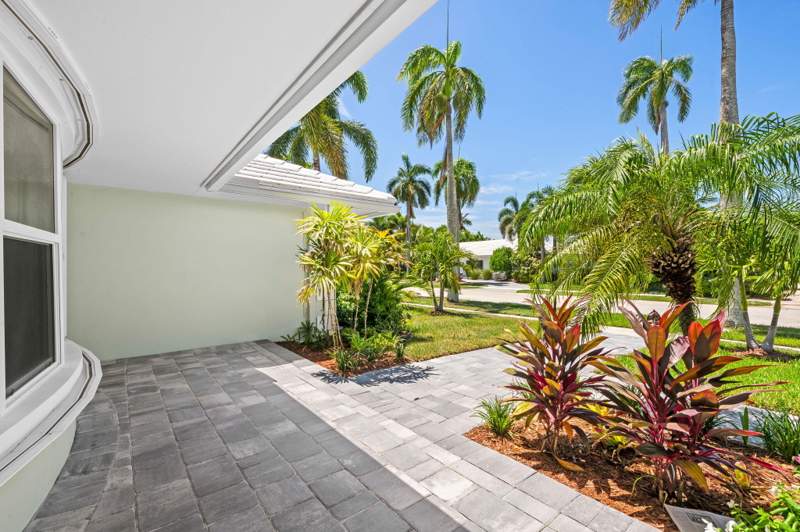 3 bedroom Single Family Residence at 770 SW Elm Tree Lane, Camino Gardens Sec 3, Boca Raton — photo 3