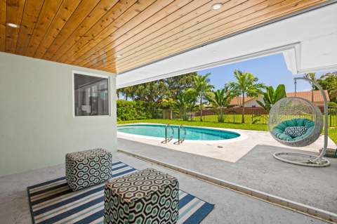 770 SW Elm Tree Lane, Boca Raton FL - photo 20 of 23