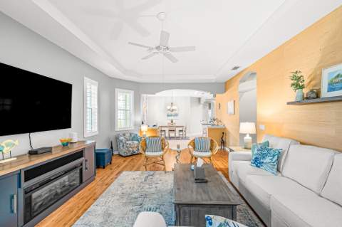 590 NW Red Pine Way, Jensen Beach FL - photo 9 of 43