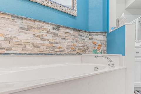 590 NW Red Pine Way, Jensen Beach FL - photo 23 of 43