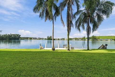 4311 Crystal Lake Drive #110, Deerfield Beach FL - photo 12 of 13