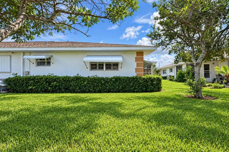 2 bedroom Single Family Residence at 828 Timberview Drive #A, High Point Of Fort Pierce Condominium Section 3, Fort Pierce — photo 4