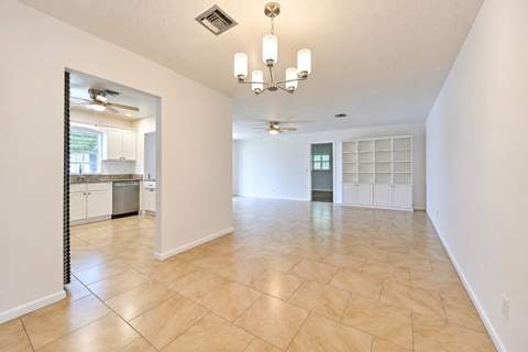 828 Timberview Drive #A, Fort Pierce FL - photo 13 of 35