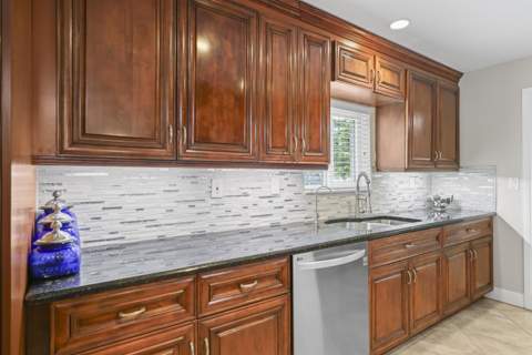 992 NW 83rd Drive, Coral Springs FL - photo 13 of 53