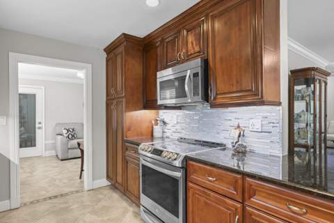 992 NW 83rd Drive, Coral Springs FL - photo 14 of 53